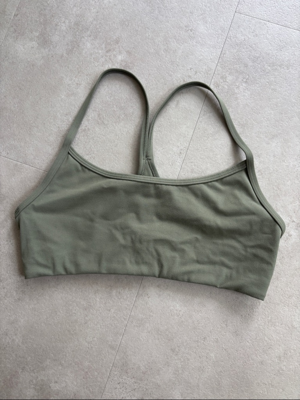 Vuori Racerback Sports Bra in Olive Green